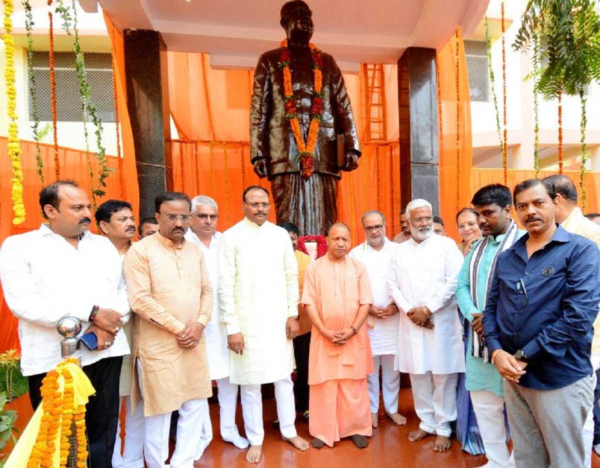 डॉ. श्यामा प्रसाद मुखर्जी की जयंती पर कई कार्यक्रम आयोजित, भाजपा अध्यक्ष समेत कई बड़े नेताओं ने दी श्रद्धांजलि